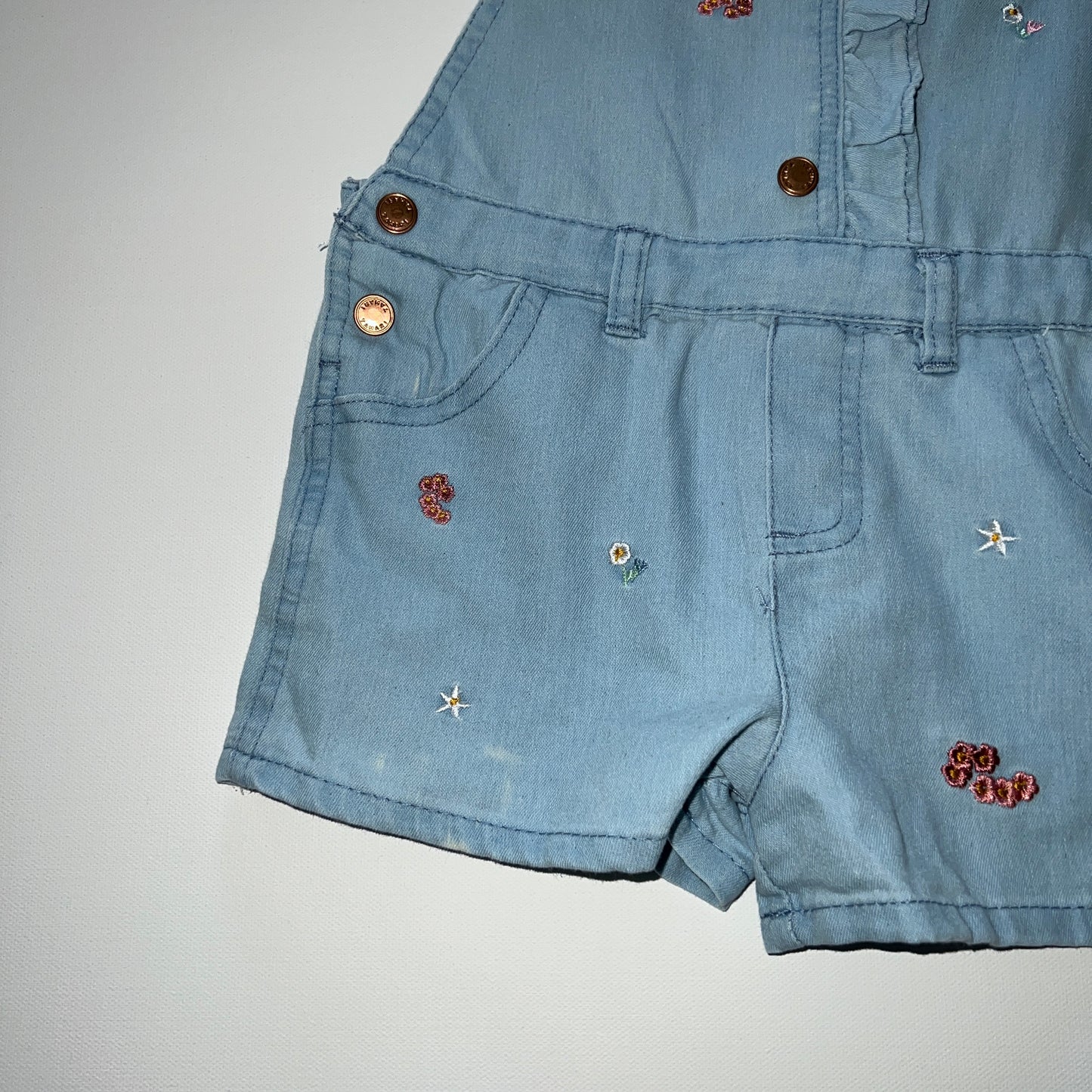 Tahari Shorts Overalls Outfit
